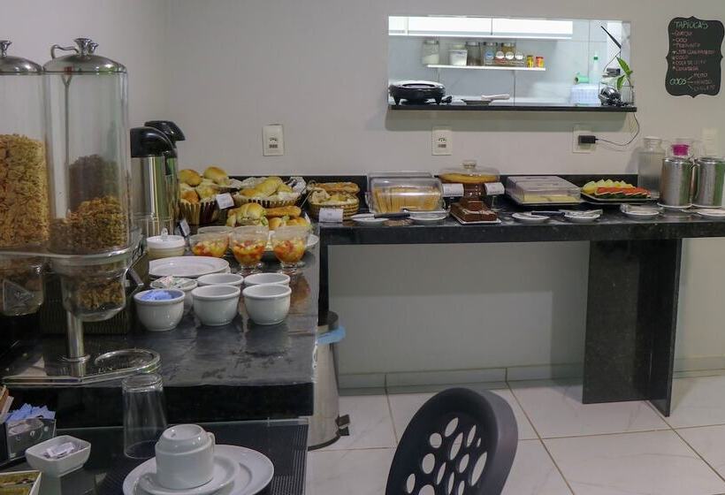 ホテル Pousada Marina