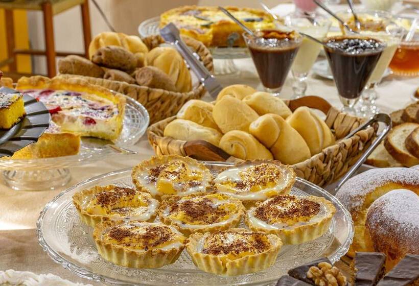 ホテル Pousada Vila 505