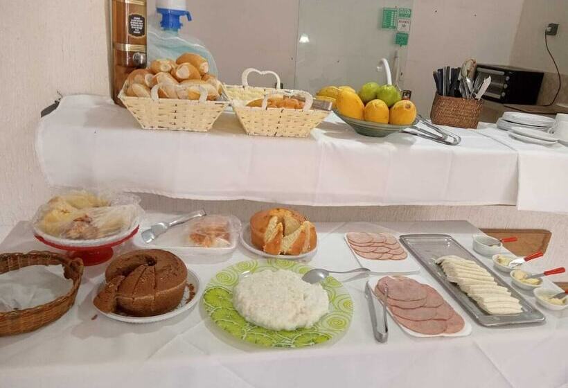 Отель Hostel Recanto