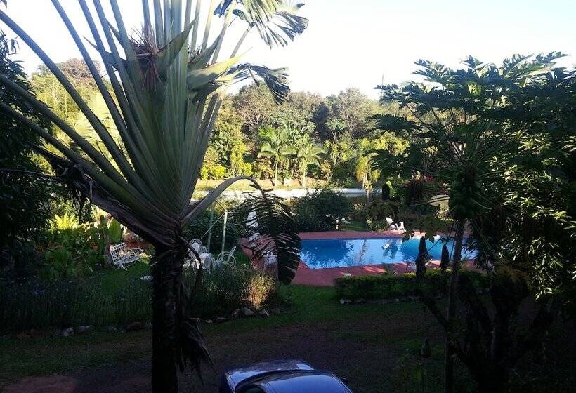 ホテル Residencial Amigos