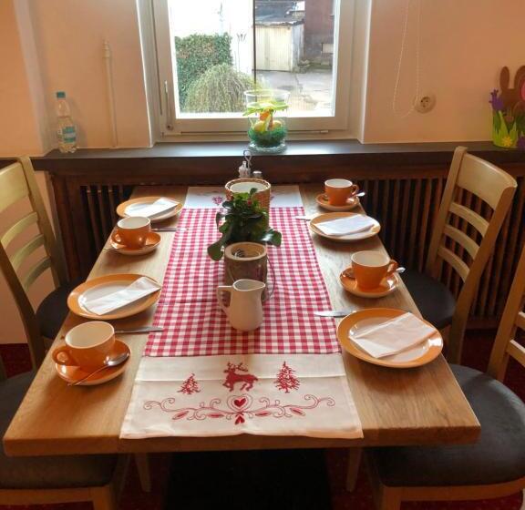 Отель Restaurant Gasthof Zum Schützen