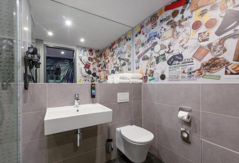 هتل Holiday Inn   The Niu, Crusoe Bremen Airport, An Ihg