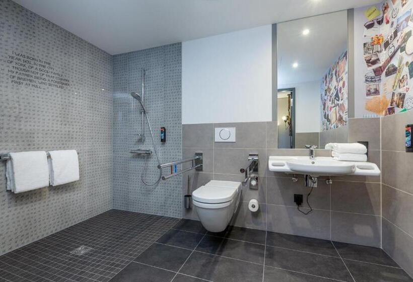 هتل Holiday Inn   The Niu, Crusoe Bremen Airport, An Ihg