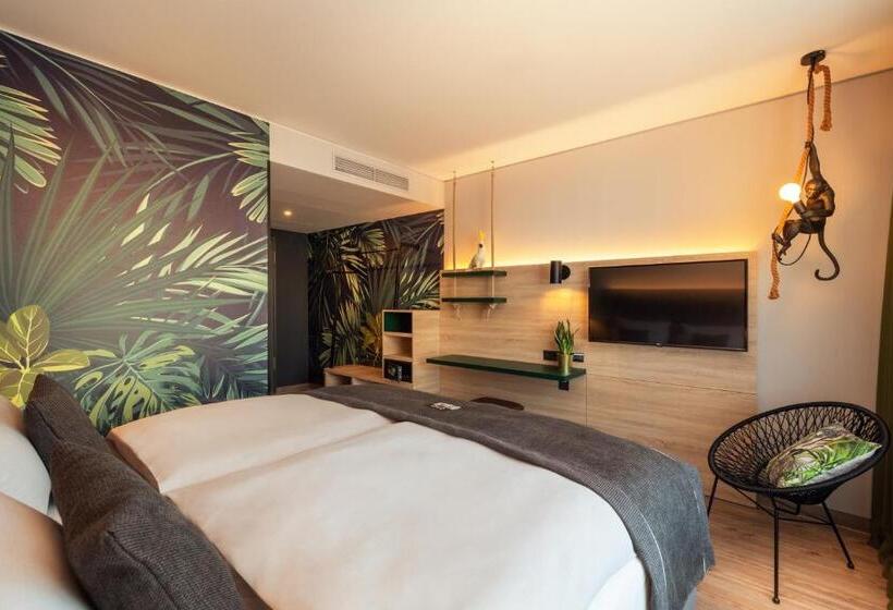 هتل Holiday Inn   The Niu, Crusoe Bremen Airport, An Ihg