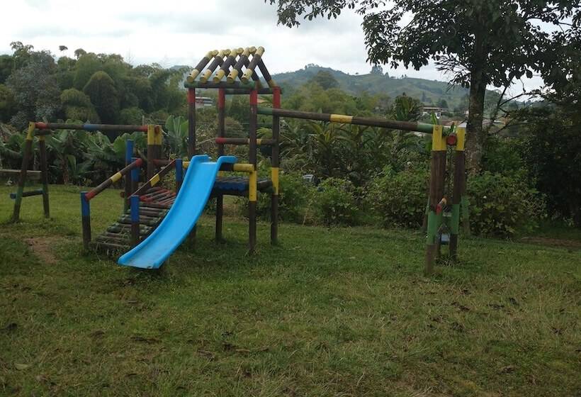 בית מלון כפרי Yacurmana