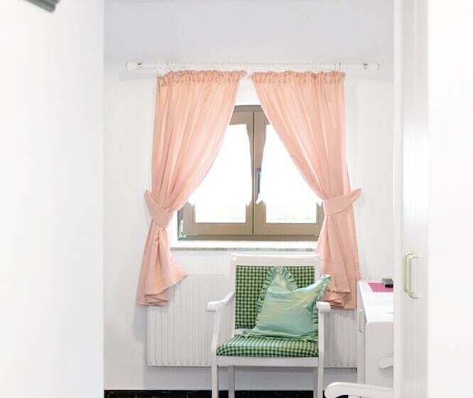 Отель Zum Schwan