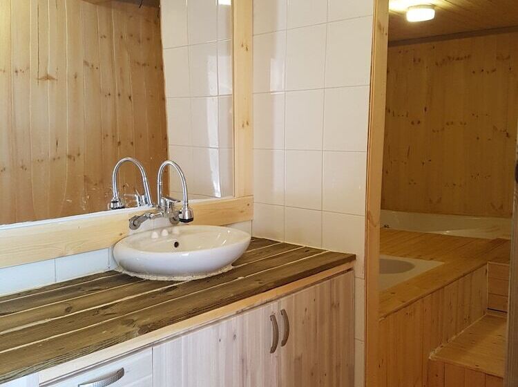 Hwaya Mountain Pension