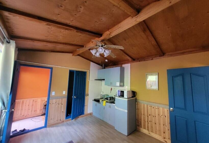 Hwaya Mountain Pension