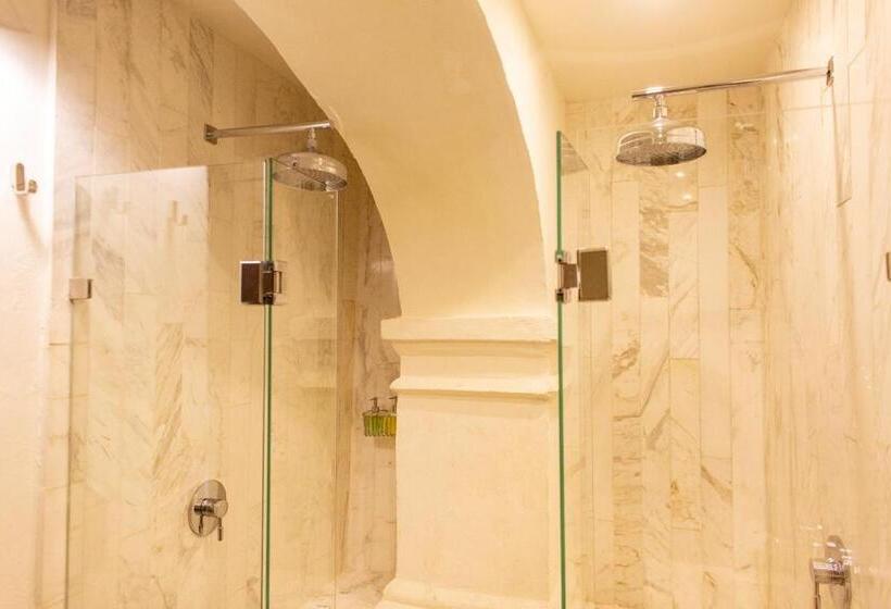 Leones De Alba Hotel Boutique