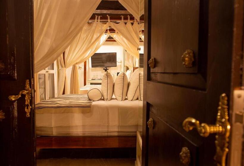 Leones De Alba Hotel Boutique