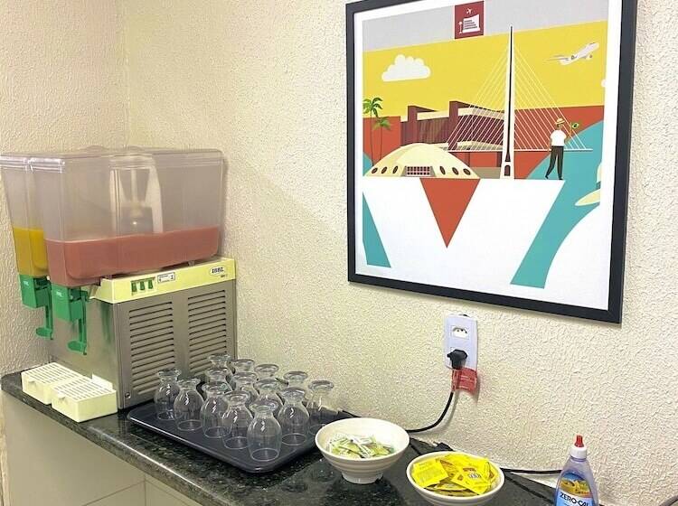 Mega Aeroporto Hotel Apenas 1 Km De Distância Do Aeroporto De Fortaleza