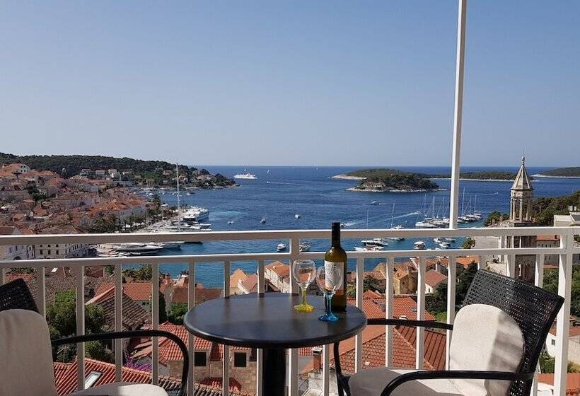 پانسیون Apartments Boćin Rosso