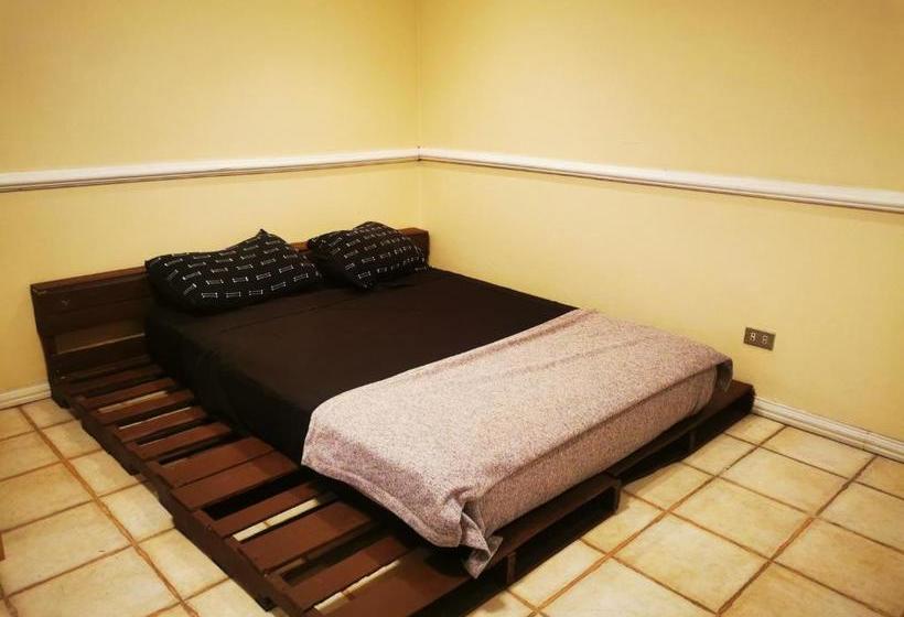 پانسیون Casa Makiki