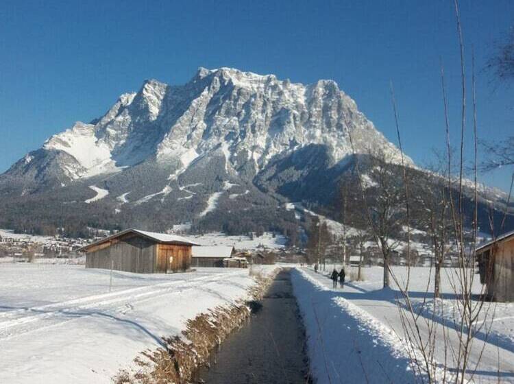 פנסיון Haus Bergkranz