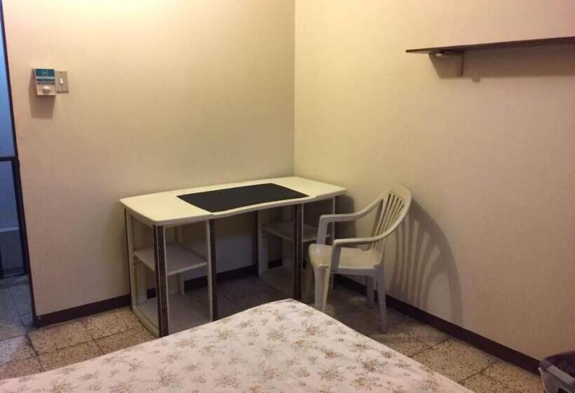 پانسیون Villa Celeste