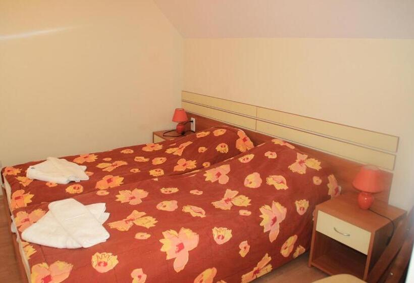 Eagle Rock Holiday Apartments