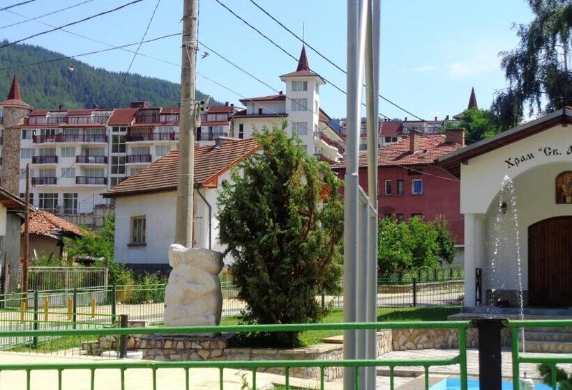 Eagle Rock Holiday Apartments