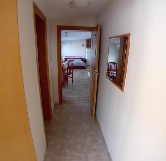 Eagle Rock Holiday Apartments