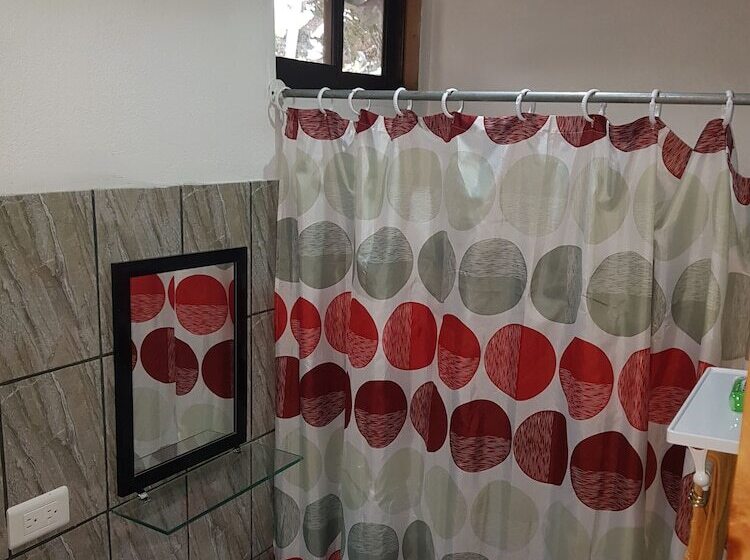 호스텔 Mora's Place B&b