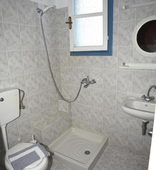 Blue Sky Hotel   Petra   Lesvos   Greece