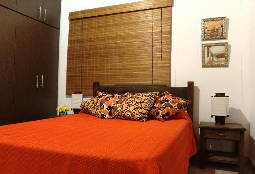 هتل Finca  La Chagrita