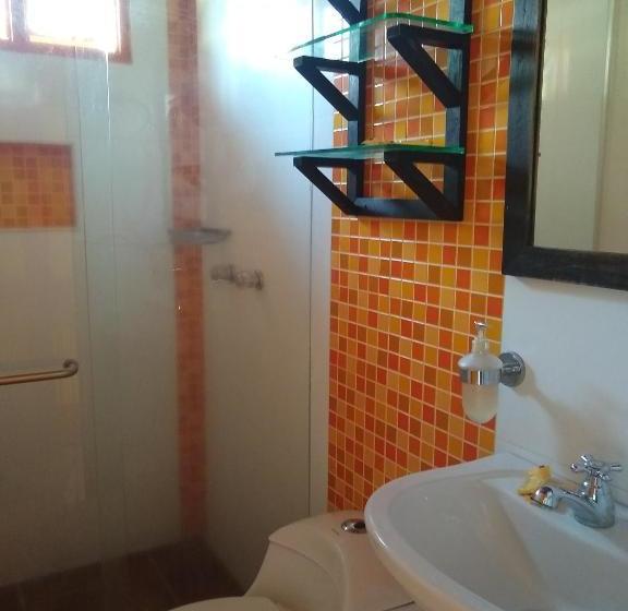 هتل Finca  La Chagrita