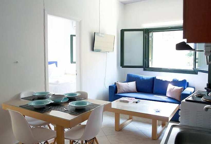 Geo Holidays Studios