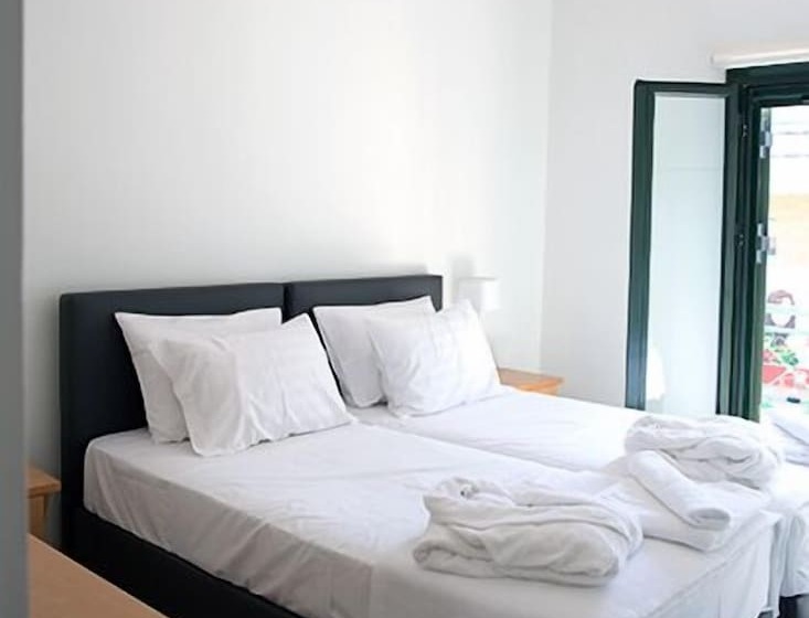 Geo Holidays Studios