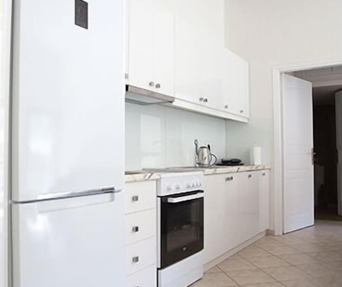 Geo Holidays Studios