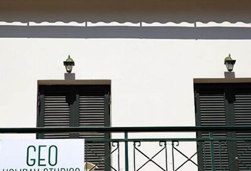 Geo Holidays Studios