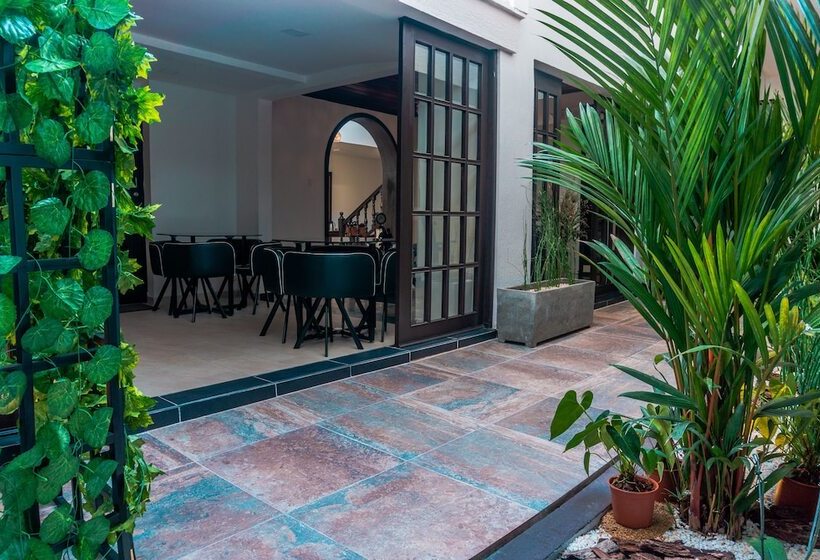 בית מלון כפרי Alamos Del Parque