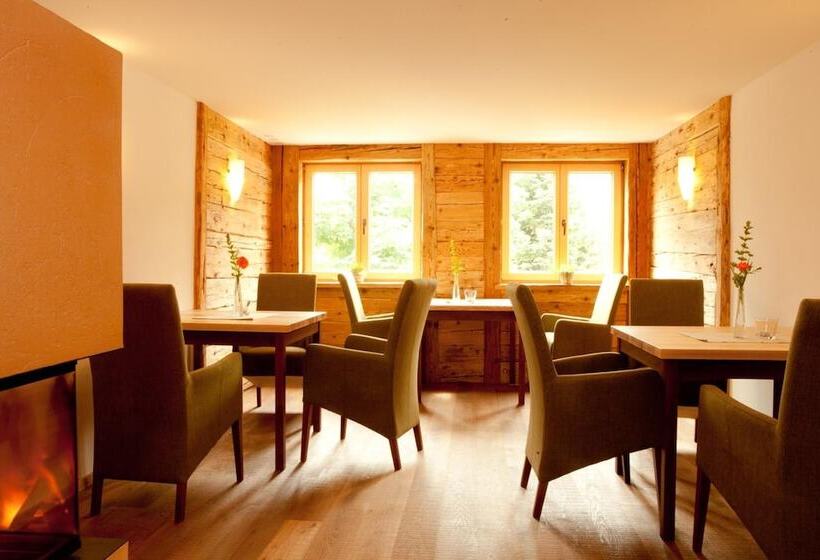 Отель Almhof Lässer