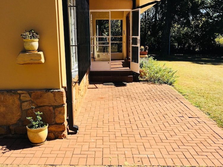 酒店 At The Rocks Country Estate