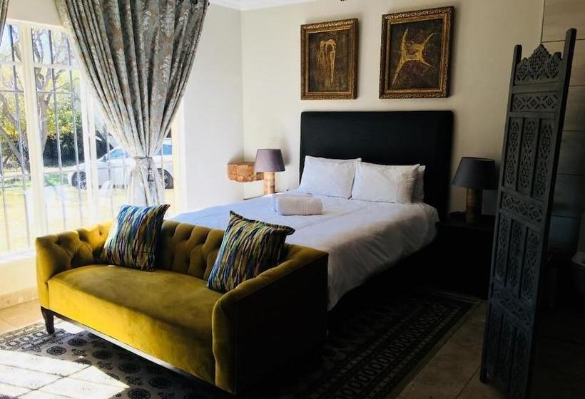 酒店 At The Rocks Country Estate