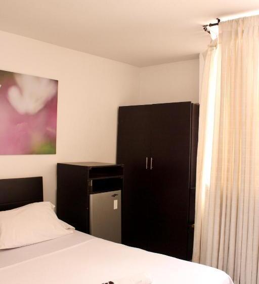 فندق Bucaramanga Plaza