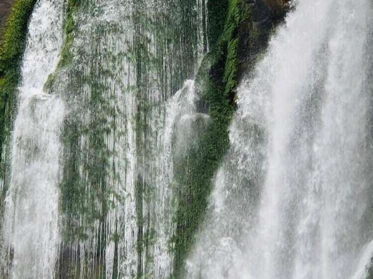 هتل Cabinas D’val