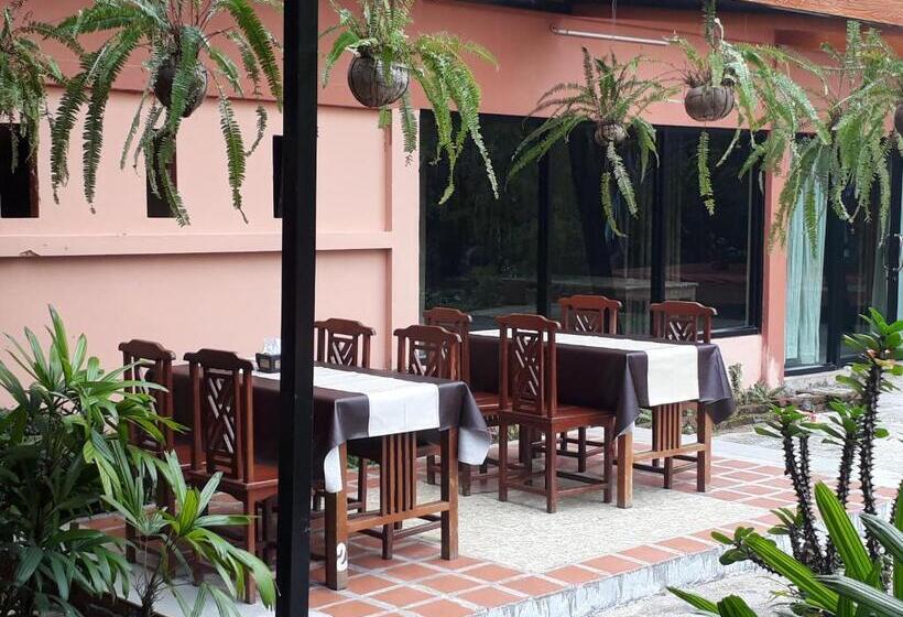 فندق Charming Lao