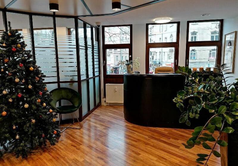 호텔 Garni Am Olgaeck