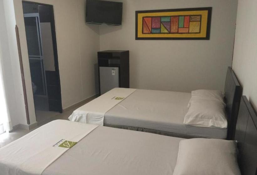 فندق Bucaramanga Plaza