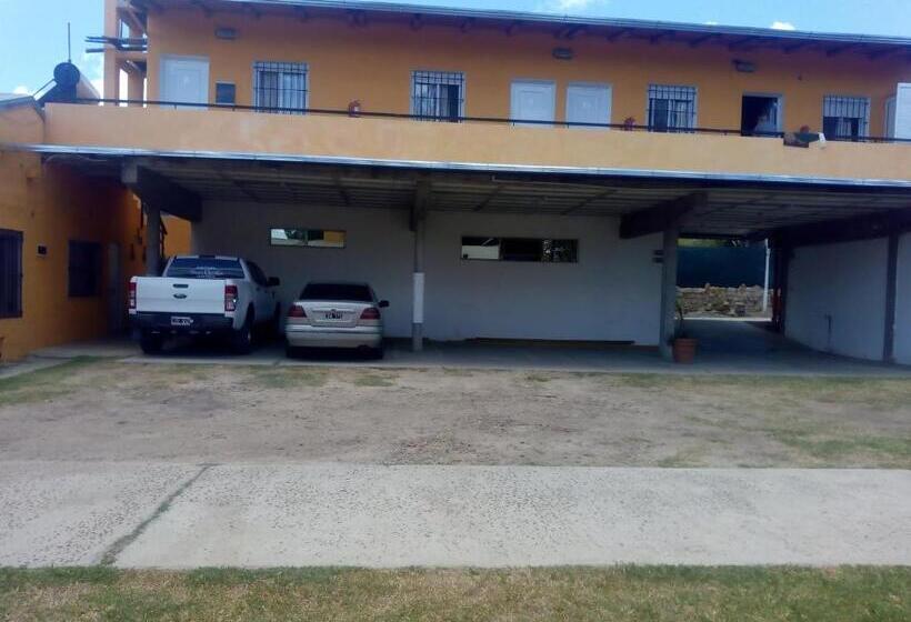 هتل Hosteria San Benito