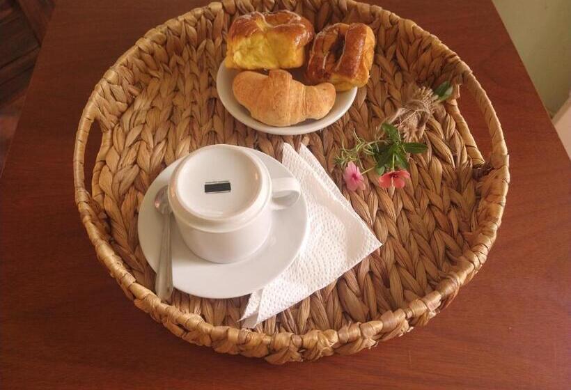 هتل Hosteria San Benito