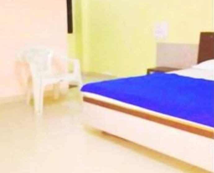 בית מלון כפרי Laxmi Guest House