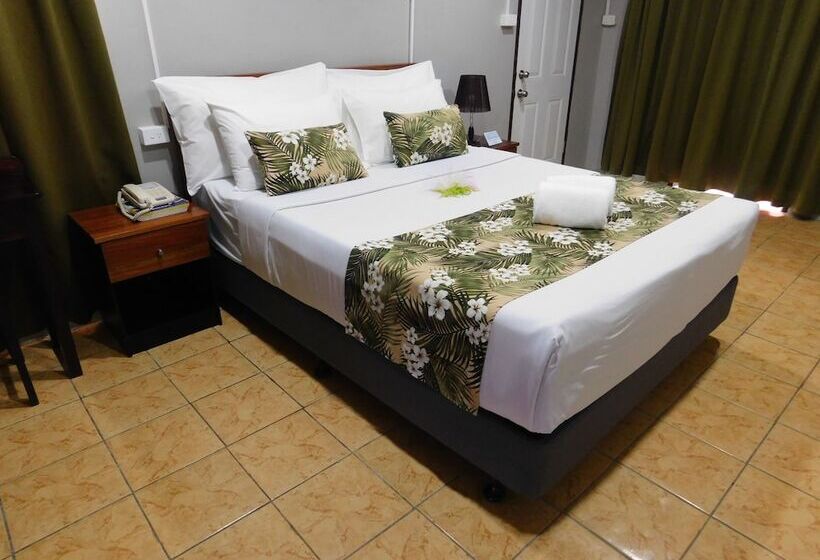 호텔 Namolevu Beach Bures