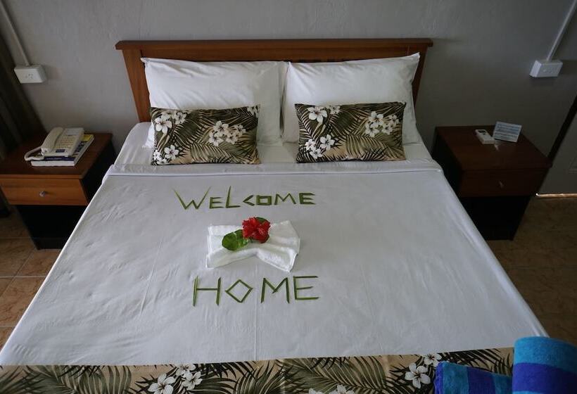 호텔 Namolevu Beach Bures