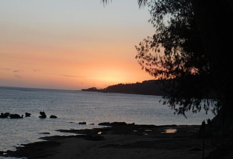 酒店 Namolevu Beach Bures