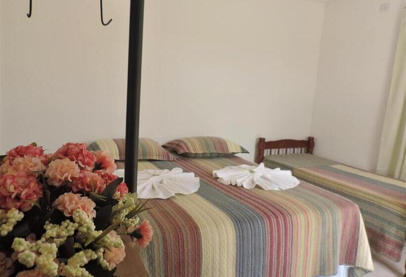 בית מלון כפרי Pousada Solar Do Jabaquara