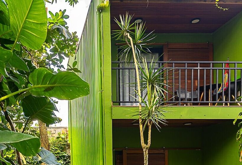 هتل Pousada Vila Jacaa