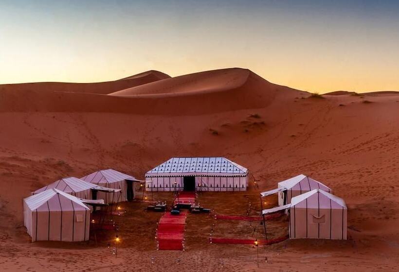 هتل Delight Desert Camp
