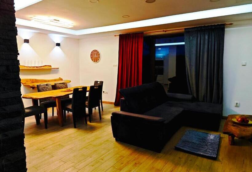 펜션 Chalety Bystrá