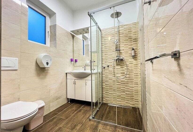 پانسیون Rooms Koblar